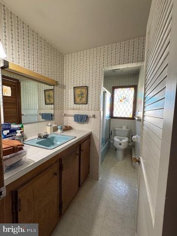 360 HOLIDAY LN, Lewistown, PA 17044