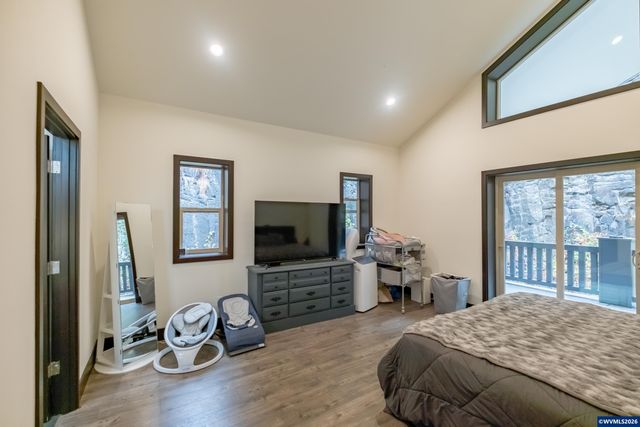 33005 Berlin Rd, Lebanon, OR 97355