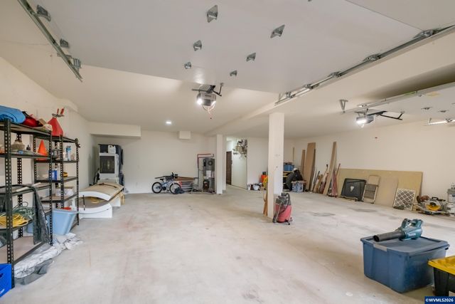 33005 Berlin Rd, Lebanon, OR 97355