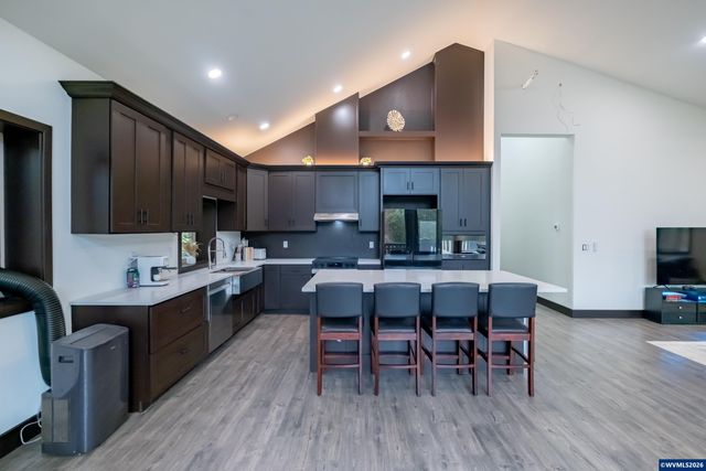 33005 Berlin Rd, Lebanon, OR 97355