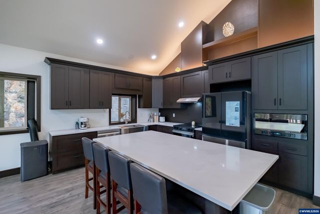 33005 Berlin Rd, Lebanon, OR 97355