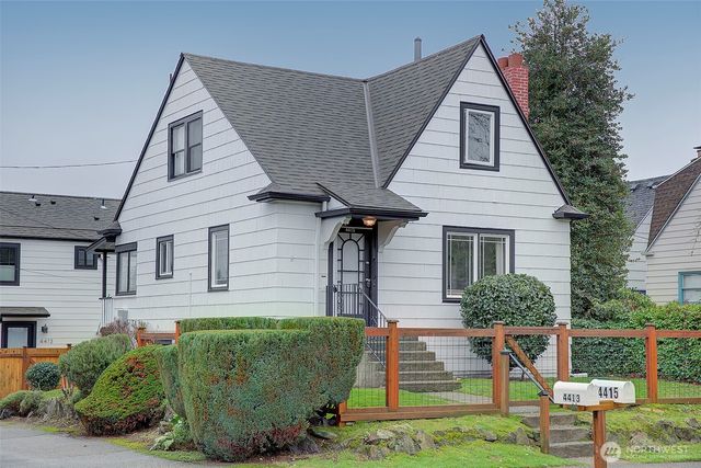 4415 SW Juneau Street, Seattle, WA 98136