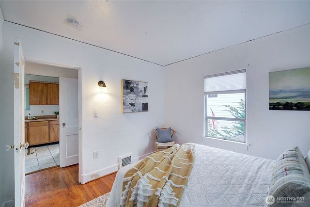4415 SW Juneau Street, Seattle, WA 98136