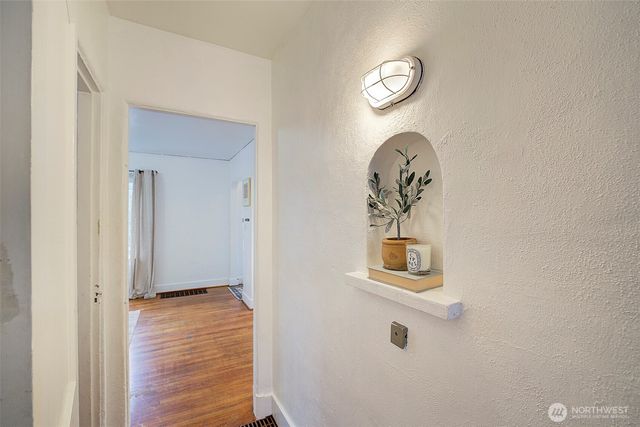 4415 SW Juneau Street, Seattle, WA 98136