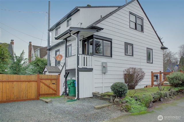 4415 SW Juneau Street, Seattle, WA 98136