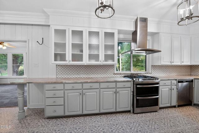 910 Marrow Drive, Henderson, NC 27536