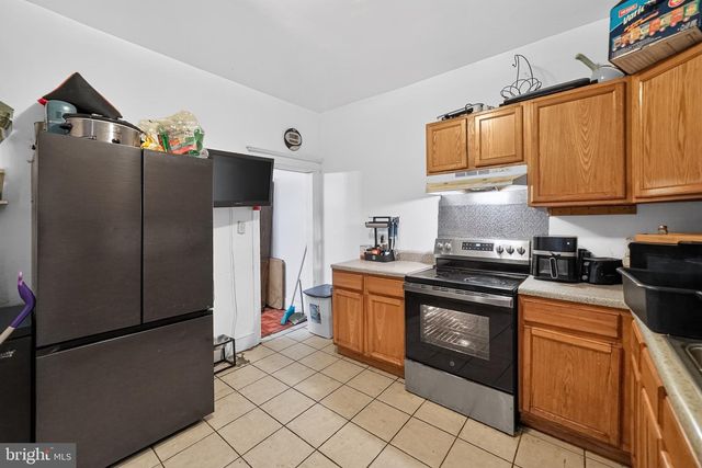 918 W ROCKLAND ST, Philadelphia, PA 19141
