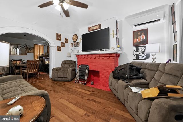 918 W ROCKLAND ST, Philadelphia, PA 19141