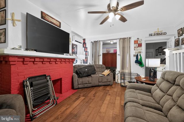 918 W ROCKLAND ST, Philadelphia, PA 19141