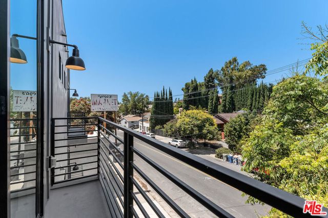 1821 N Ashmore Place 1, Los Angeles, CA 90026