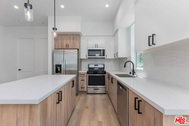 1821 N Ashmore Place 1, Los Angeles, CA 90026
