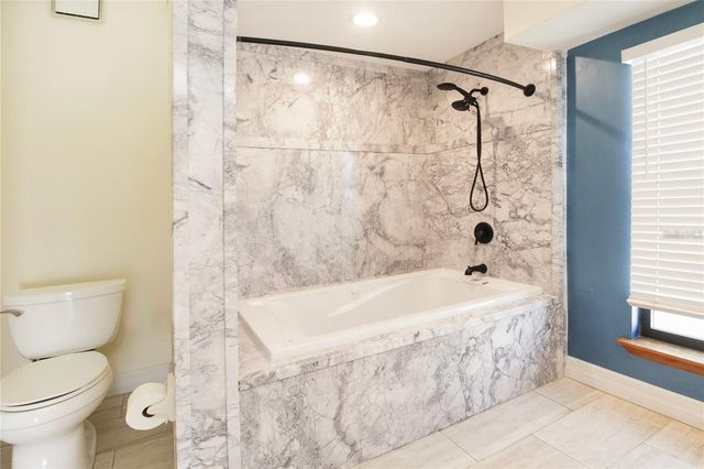 12140 CAPRI CIRCLE S 709, Treasure Island, FL 33706