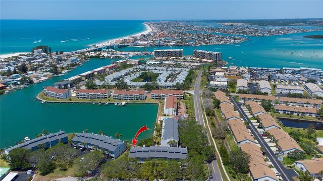 12140 CAPRI CIRCLE S 709, Treasure Island, FL 33706