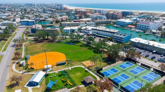 12140 CAPRI CIRCLE S 709, Treasure Island, FL 33706