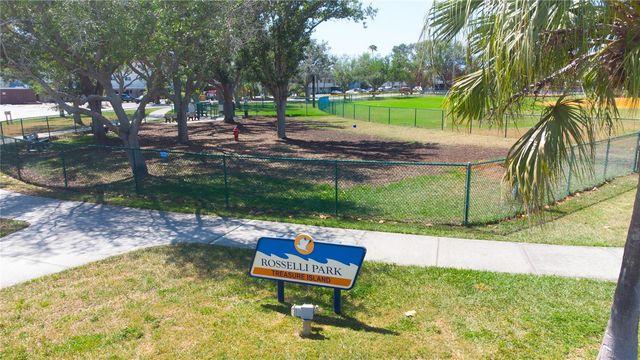 12140 CAPRI CIRCLE S 709, Treasure Island, FL 33706