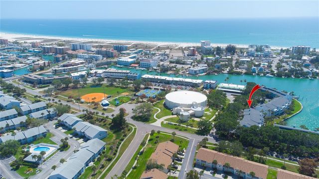 12140 CAPRI CIRCLE S 709, Treasure Island, FL 33706