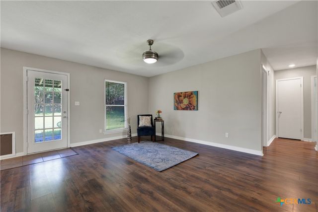1917 Castle Gate Circle, San Marcos, TX 78666