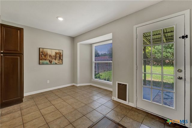 1917 Castle Gate Circle, San Marcos, TX 78666