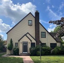 16 Chelsea Place, Hempstead, NY 11550