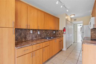 3550 Blue Lake Dr 105, Pompano Beach, FL 33064