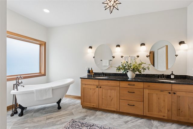 165 Hidden Meadow Drive, Waukee, IA 50263