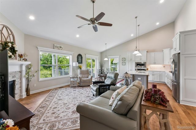 4800 Chestnut Springs Drive, Genoa Township, MI 48843