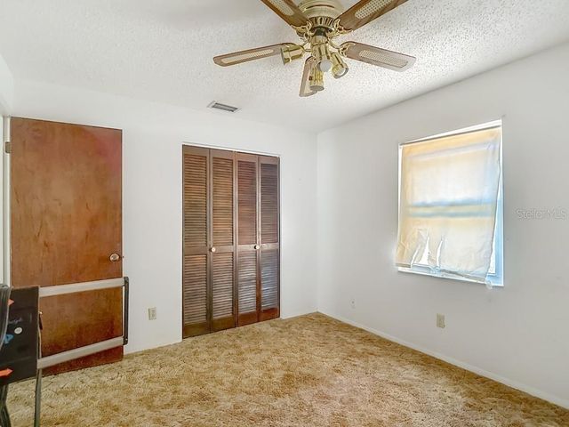 1807 N BARNES STREET, Plant City, FL 33563