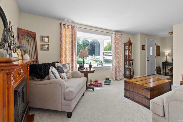 3930 N Avalon Drive, Marion, IN 46952