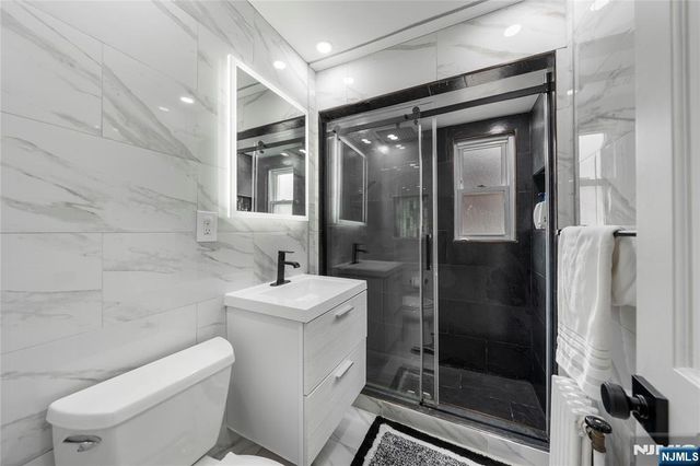 161 Knickerbocker C, Englewood, NJ 07631