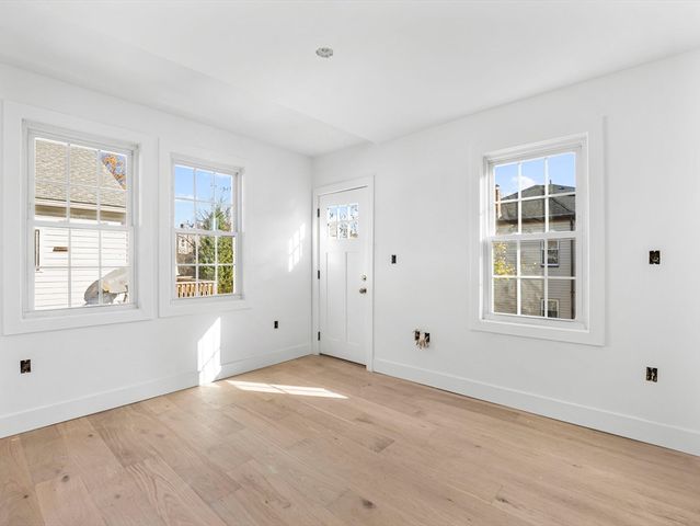 350 Windsor Street 1, Cambridge, MA 02141