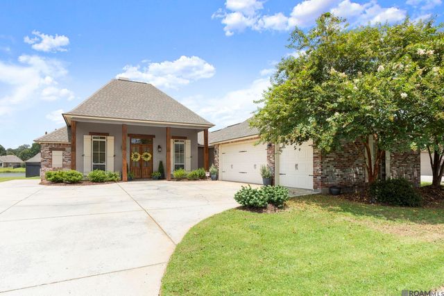 4850 Alice Louise Dr, Greenwell Springs, LA 70739