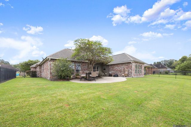 4850 Alice Louise Dr, Greenwell Springs, LA 70739