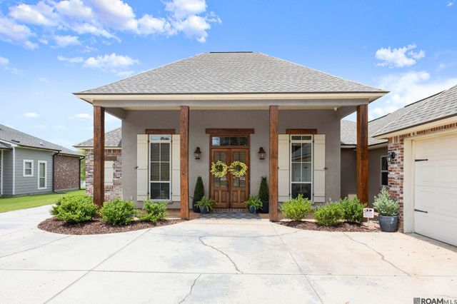 4850 Alice Louise Dr, Greenwell Springs, LA 70739