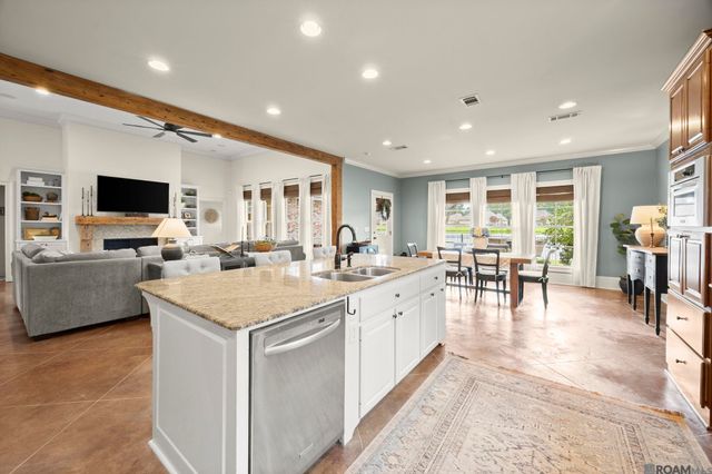 4850 Alice Louise Dr, Greenwell Springs, LA 70739