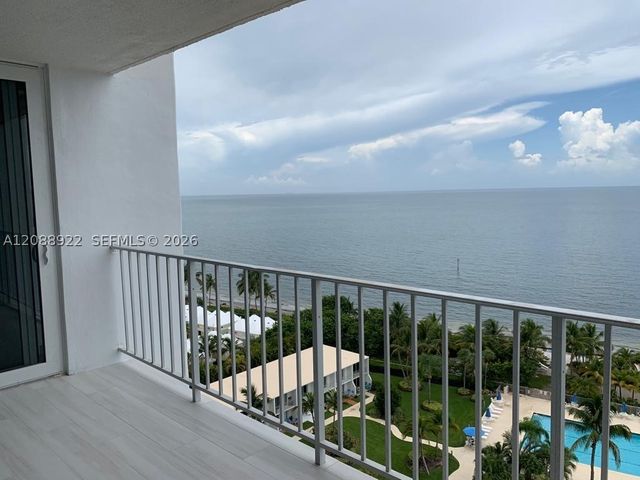 881 Ocean Dr 12C, Key Biscayne, FL 33149