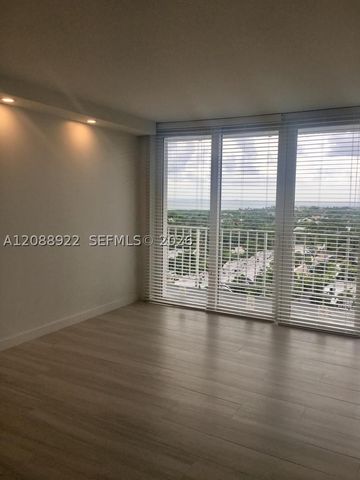 881 Ocean Dr 12C, Key Biscayne, FL 33149