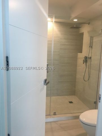 881 Ocean Dr 12C, Key Biscayne, FL 33149