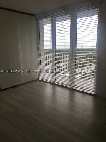 881 Ocean Dr 12C, Key Biscayne, FL 33149