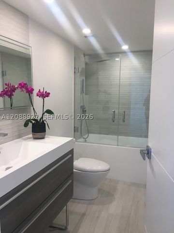 881 Ocean Dr 12C, Key Biscayne, FL 33149