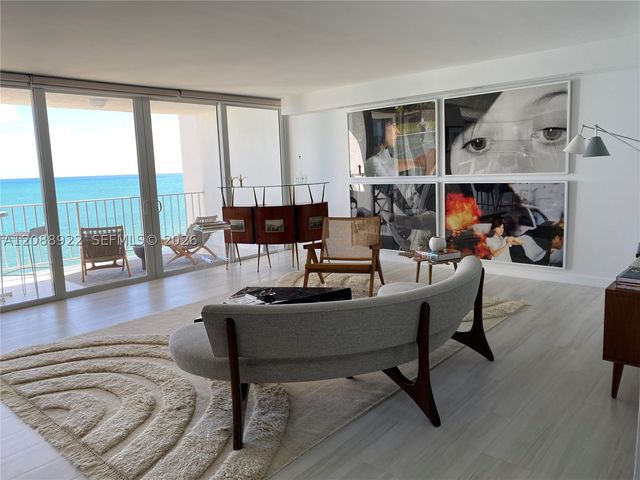 881 Ocean Dr 12C, Key Biscayne, FL 33149