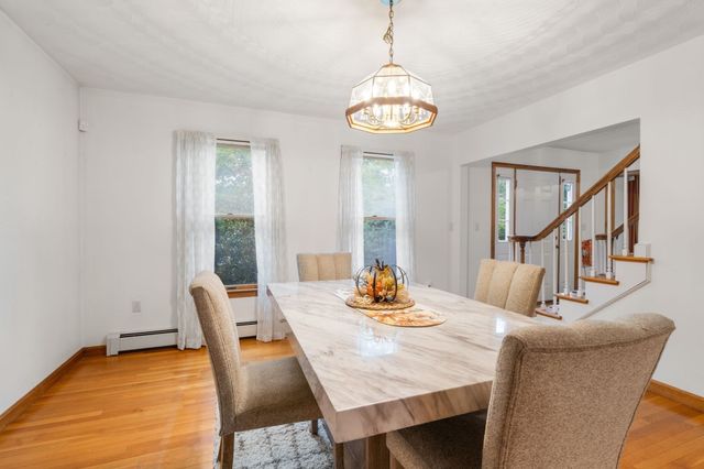 20 Hunters Run, Franklin, MA 02038