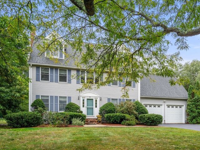 20 Hunters Run, Franklin, MA 02038