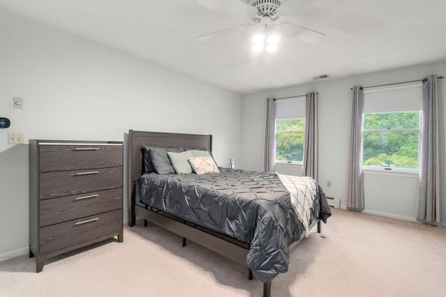 20 Hunters Run, Franklin, MA 02038