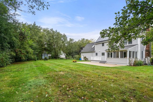 20 Hunters Run, Franklin, MA 02038