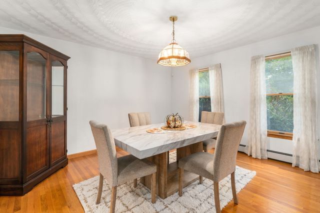 20 Hunters Run, Franklin, MA 02038