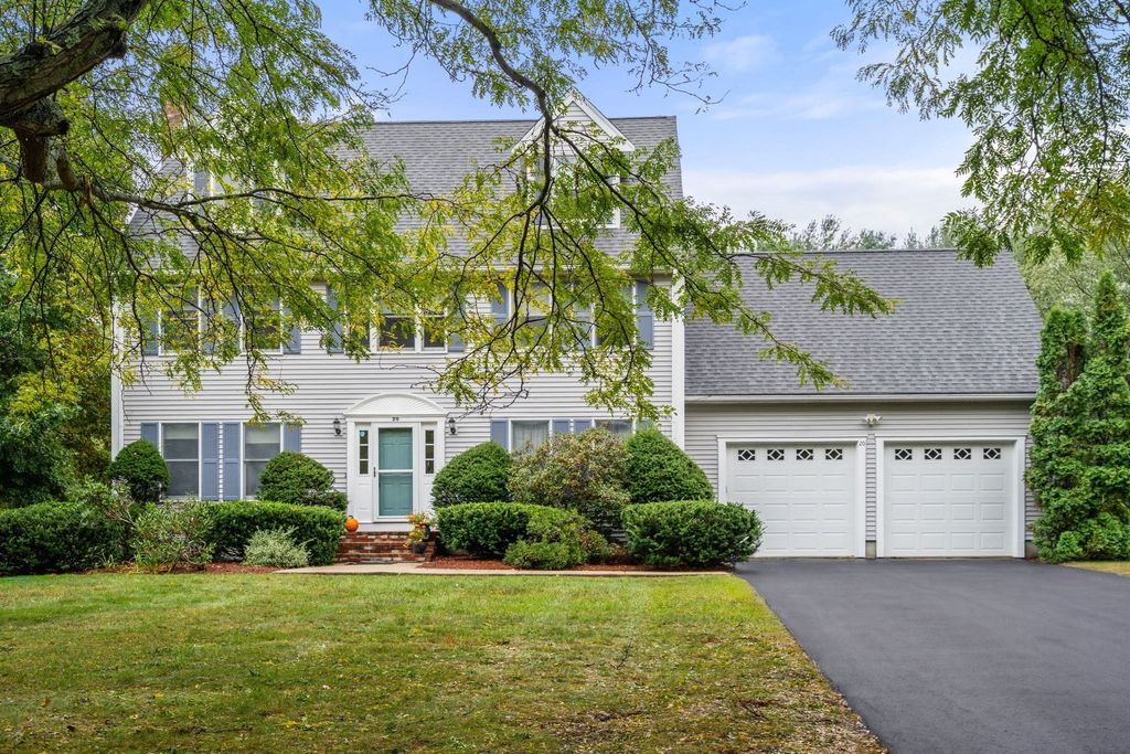 20 Hunters Run, Franklin, MA 02038