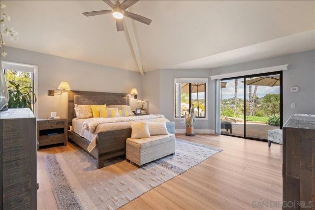 328 Montecito Gln, Esondido, CA 92025