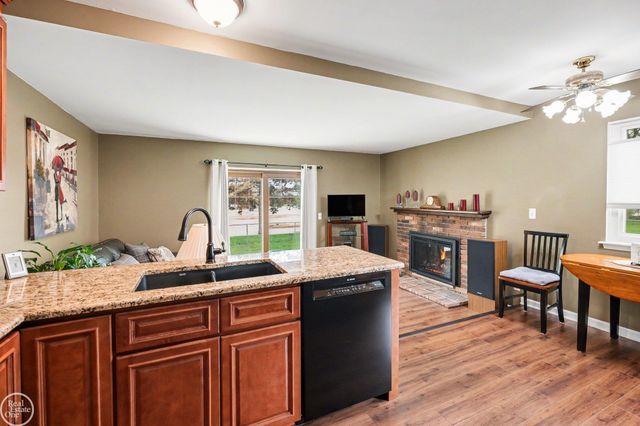 42844 Wrobel Street, Clinton Twp, MI 48038