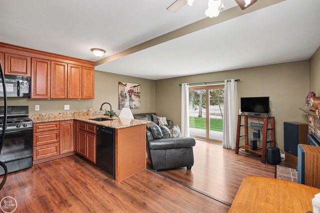 42844 Wrobel Street, Clinton Twp, MI 48038