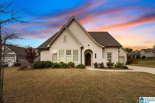 207 OAK HILL LANE, Moody, AL 35004